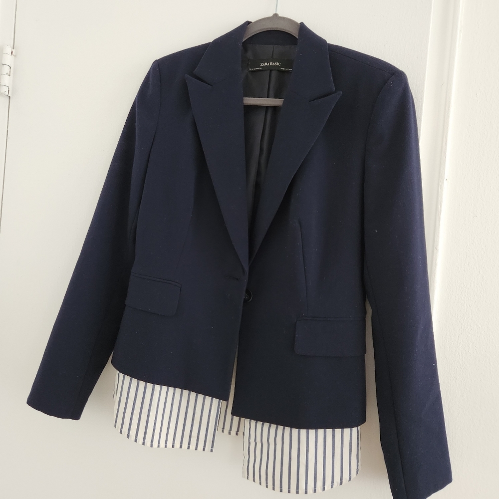 ZARA BLAZER SIZE M